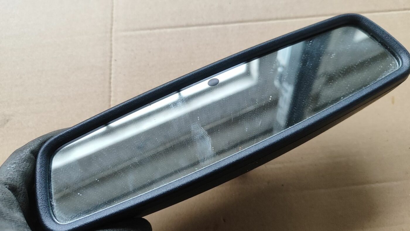 Salona atpakaļskata spogulis priekš FORD FOCUS 2016 UNIVERSAL 8 Salona atpakaļskata spogulis priekš FORD FOCUS 2016 UNIVERSAL