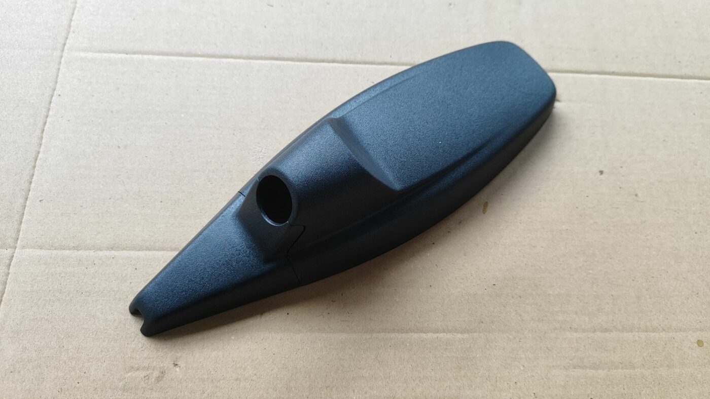 Atpakaļskata spoguļa apdare (salonā) priekš FORD FOCUS 2016 UNIVERSAL 2 Atpakaļskata spoguļa apdare (salonā) priekš FORD FOCUS 2016 UNIVERSAL