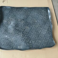 Bagāžnieka nodalījuma paklājs priekš FORD FOCUS 2016 UNIVERSAL