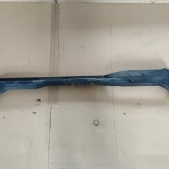 Priekšējo statņu stiprinājums priekš FORD FOCUS 2016 UNIVERSAL