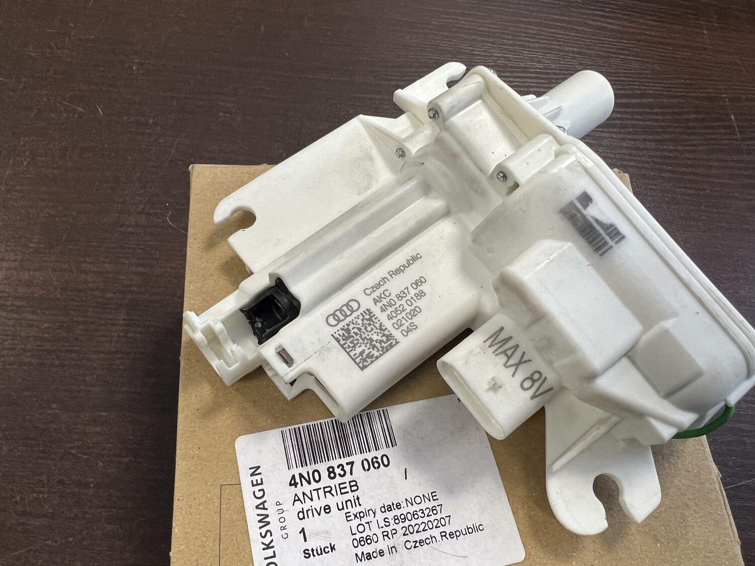 Durvju vilkšanas mehānisms priekš AUDI A7 A8 2017 4 Durvju vilkšanas mehānisms priekš AUDI A7 A8 2017