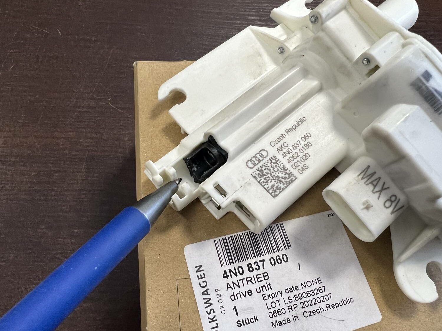 Durvju vilkšanas mehānisms priekš AUDI A7 A8 2017 3 Durvju vilkšanas mehānisms priekš AUDI A7 A8 2017