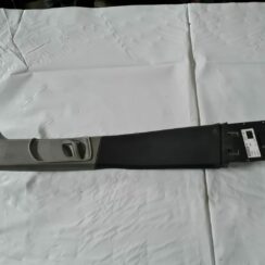 Vidējas salona statnes apdare priekš OPEL VECTRA C 2006