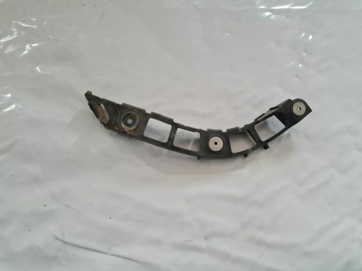 Aizmugurēja bufera kronšteins priekš OPEL VECTRA C 2006