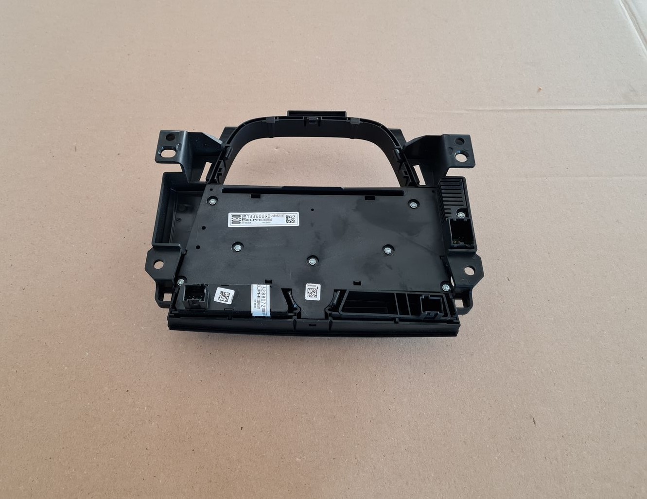 Multimēdijas vadības bloks priekš OPEL ASTRA J 2013 6 Multimēdijas vadības bloks priekš OPEL ASTRA J 2013