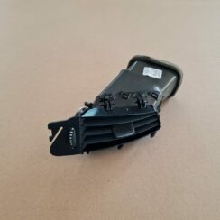 Mērinstrumentu paneļa gaisa vads, centrā priekš OPEL ASTRA J 2013