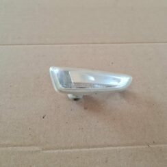 Pagrieziena signala lukturis priekš OPEL ASTRA J 2013