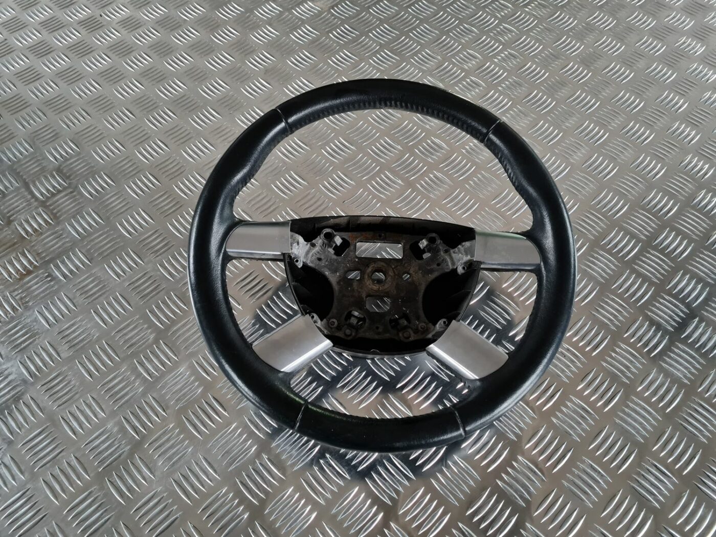 Stūre priekš FORD FOCUS C-MAX 2004 1 Stūre priekš FORD FOCUS C-MAX 2004