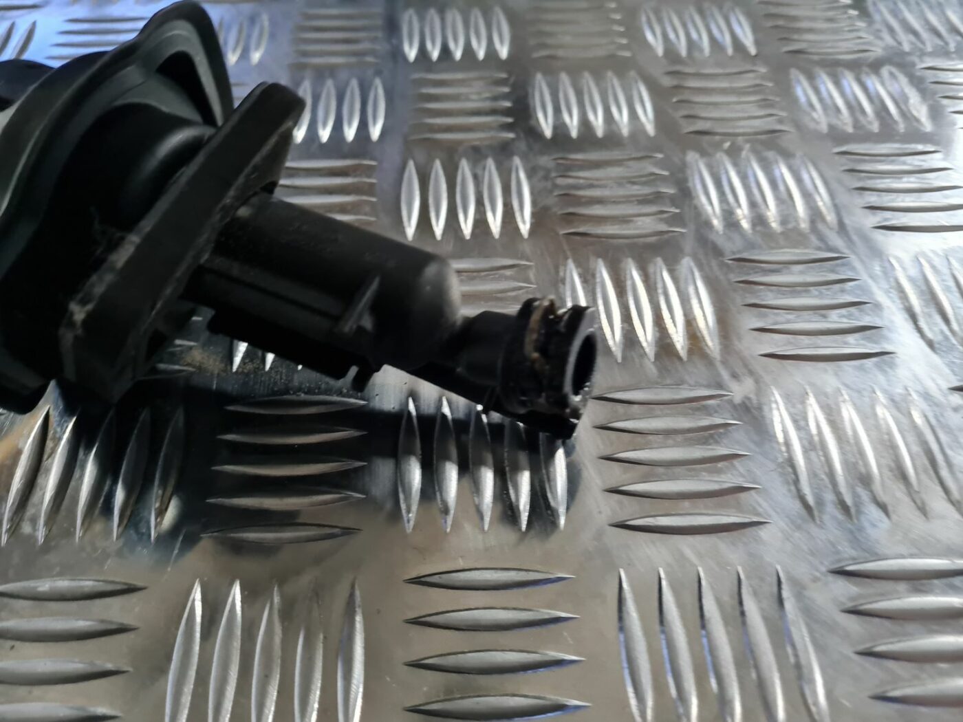 Sajūga galvenais cilindrs priekš FORD FOCUS C-MAX 2004 4 Sajūga galvenais cilindrs priekš FORD FOCUS C-MAX 2004