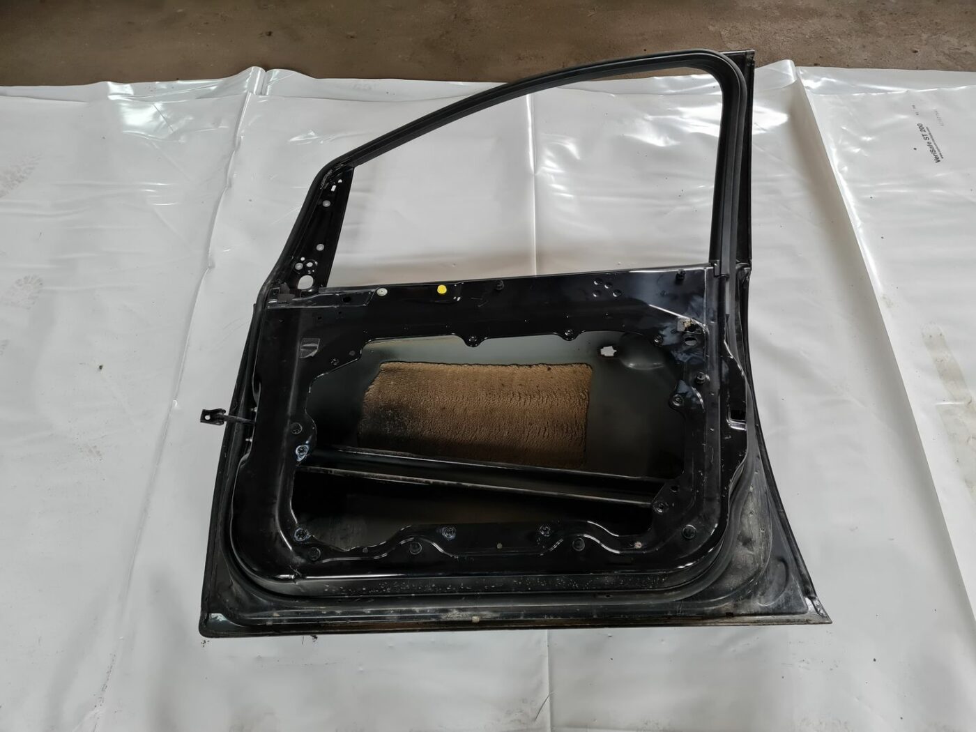 Priekšējās labās durvis priekš FORD FOCUS C-MAX 2004 4 Priekšējās labās durvis priekš FORD FOCUS C-MAX 2004