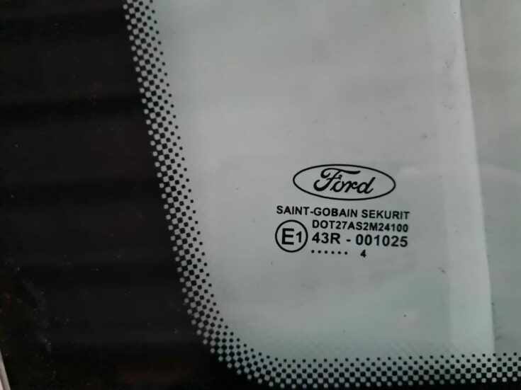 Aizmugurējais kreisais sānu stikls priekš FORD FOCUS C-MAX 2004