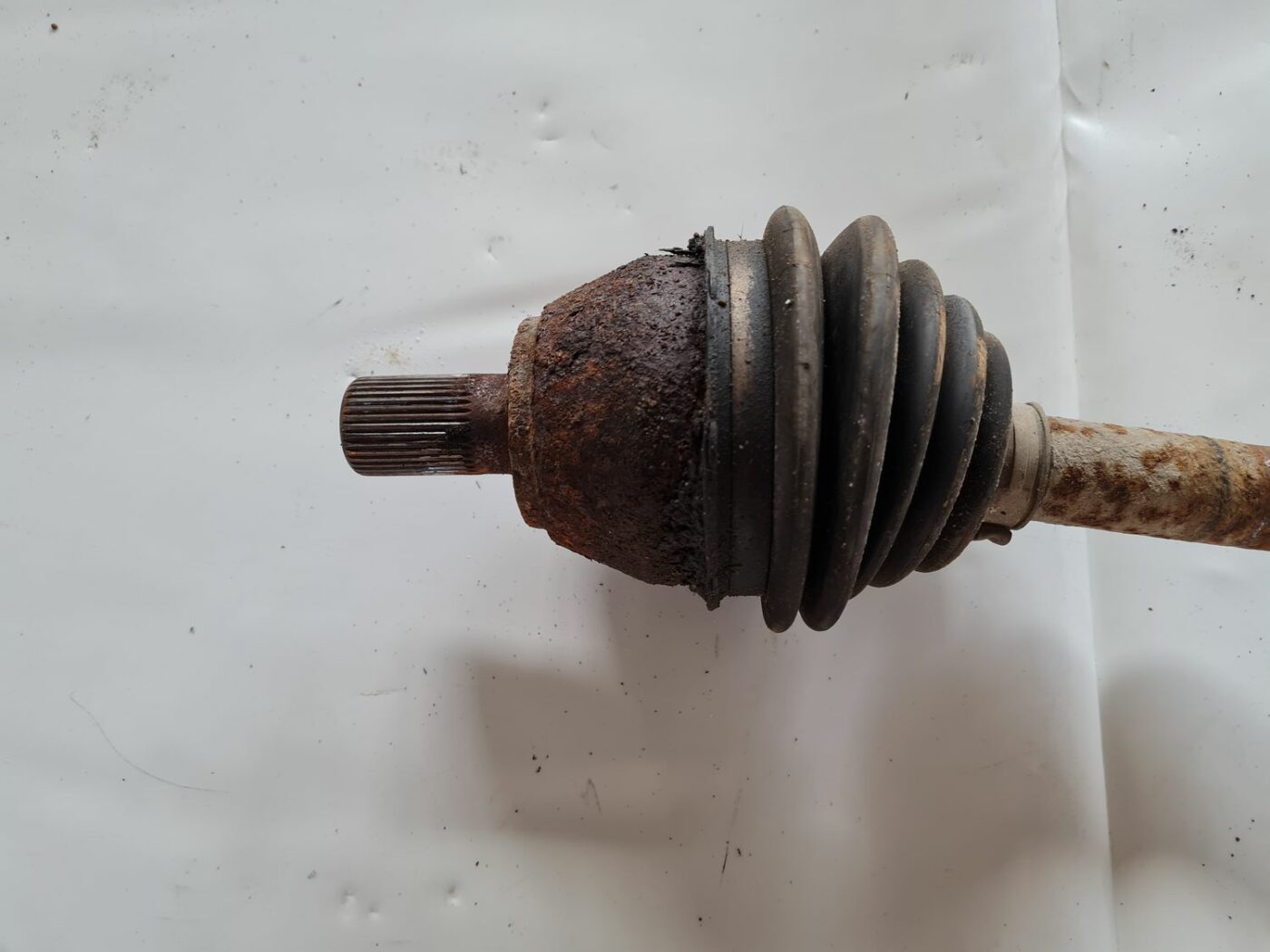 Pusass priekšējā kreisā priekš FORD FOCUS C-MAX 2004 3 Pusass priekšējā kreisā priekš FORD FOCUS C-MAX 2004