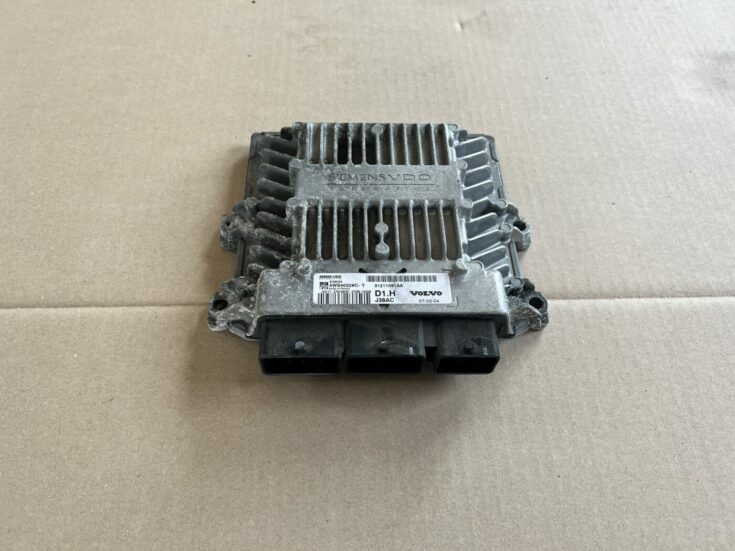 Dzinēja vadības bloks priekš VOLVO C30 2008 SILVER