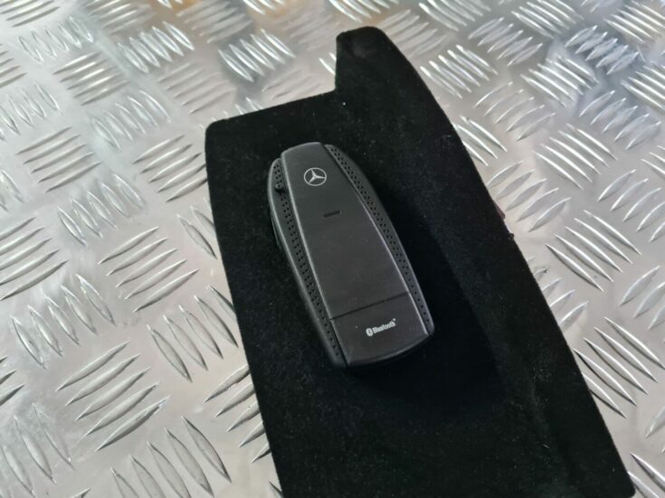 Bluetooth vadības bloks priekš MERCEDES BENZ ML320 2006 SILVER