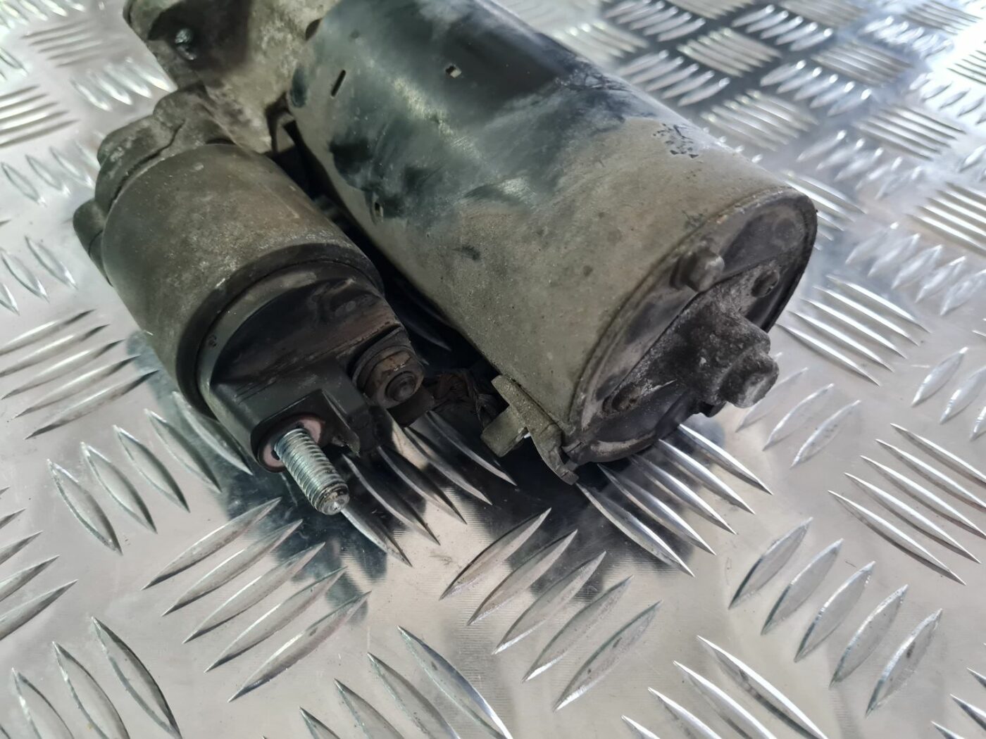 Starteris priekš MERCEDES BENZ ML320 2006 SILVER 3 Starteris priekš MERCEDES BENZ ML320 2006 SILVER