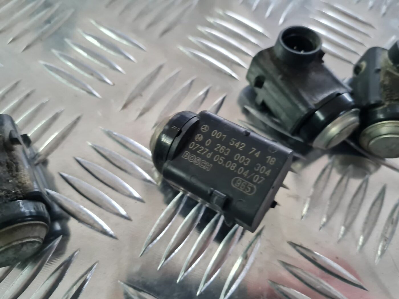 Parkošanās devējs priekš MERCEDES BENZ ML320 2006 SILVER 3 Parkošanās devējs priekš MERCEDES BENZ ML320 2006 SILVER