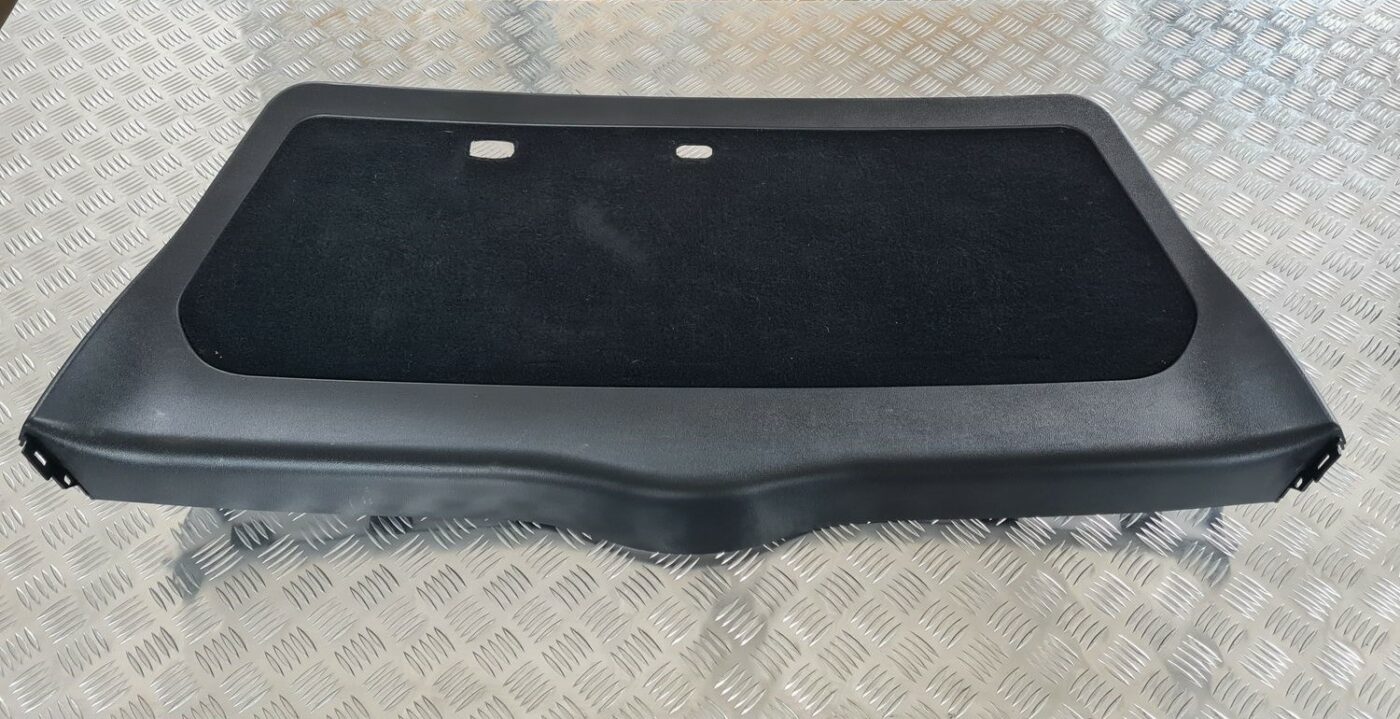 Bagāžnieka vāka liela apdare priekš MERCEDES BENZ ML320 2006 SILVER 1 Bagāžnieka vāka liela apdare priekš MERCEDES BENZ ML320 2006 SILVER