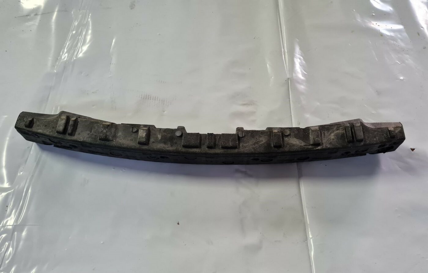 Priekšēja bufera putuplasts priekš MERCEDES BENZ ML320 2006 SILVER 1 Priekšēja bufera putuplasts priekš MERCEDES BENZ ML320 2006 SILVER