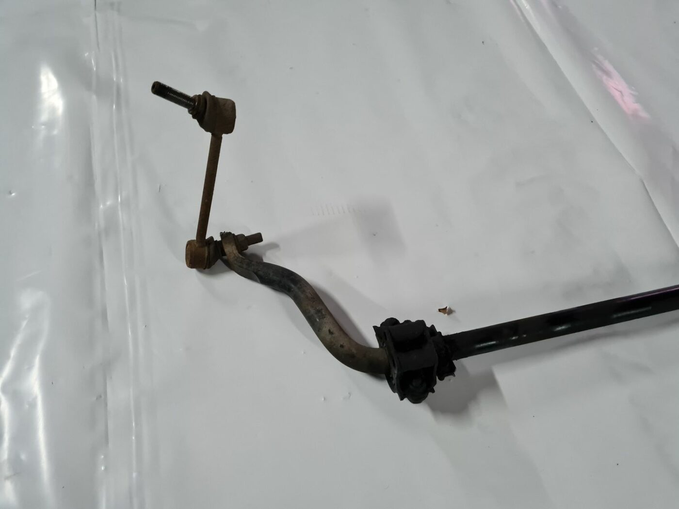 Priekšējais stabilizators priekš MERCEDES BENZ ML320 2006 SILVER 2 Priekšējais stabilizators priekš MERCEDES BENZ ML320 2006 SILVER