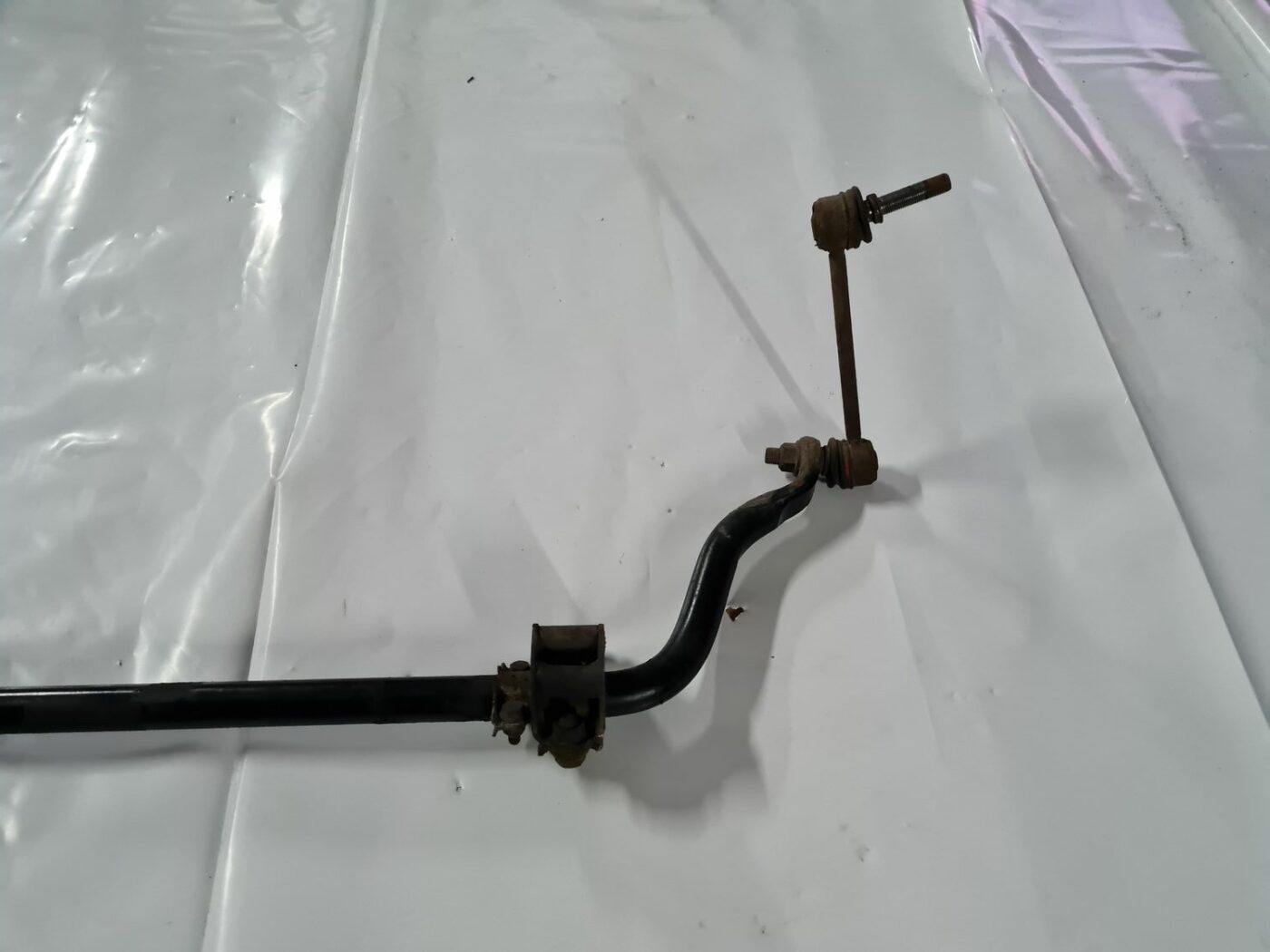 Priekšējais stabilizators priekš MERCEDES BENZ ML320 2006 SILVER 3 Priekšējais stabilizators priekš MERCEDES BENZ ML320 2006 SILVER