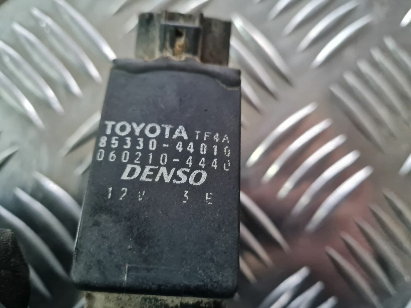 Mazgātāja šķidruma sūknis priekš TOYOTA COROLLA VERSO 2003 3 Mazgātāja šķidruma sūknis priekš TOYOTA COROLLA VERSO 2003