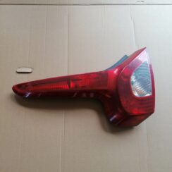 Aizmugurējais kreisais lukturis priekš VOLVO C30 2008 SILVER