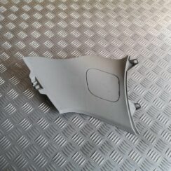 Bagažnieka nodalījuma statnes apdare priekš VOLVO C30 2008 SILVER