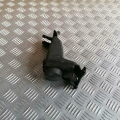 Stūres pastiprinātāja tvertne priekš AUDI A4 2004