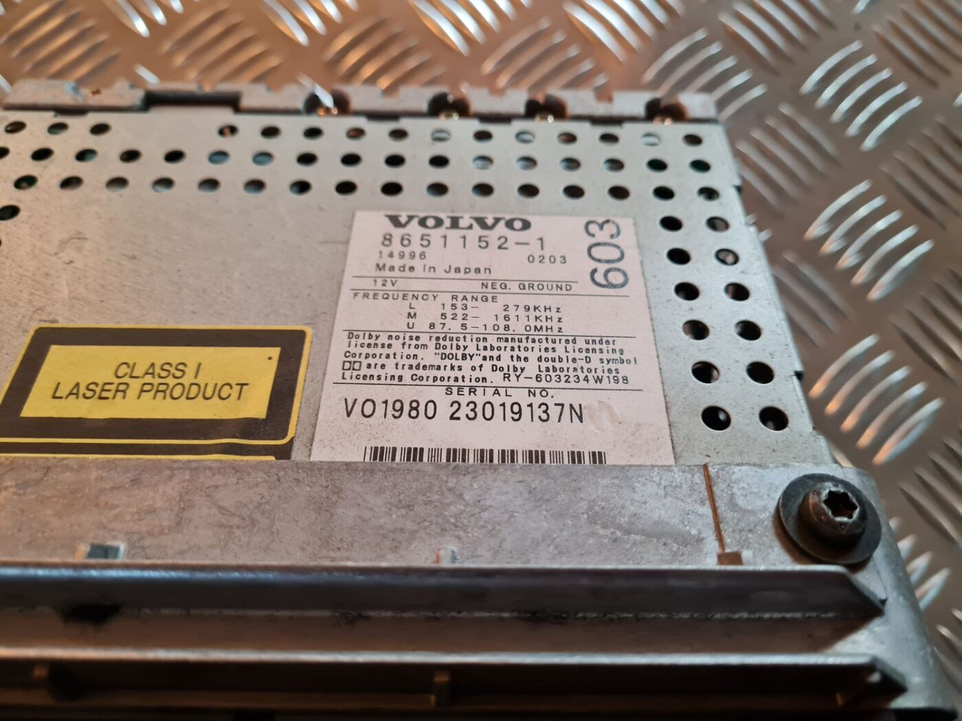 CD/DVD/Navigācijas bloks priekš VOLVO V70 2002 ASHGOLD 2 CD/DVD/Navigācijas bloks priekš VOLVO V70 2002 ASHGOLD