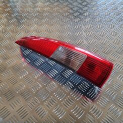 Aizmugurējais labais lukturis priekš VOLVO V70 2002 ASHGOLD