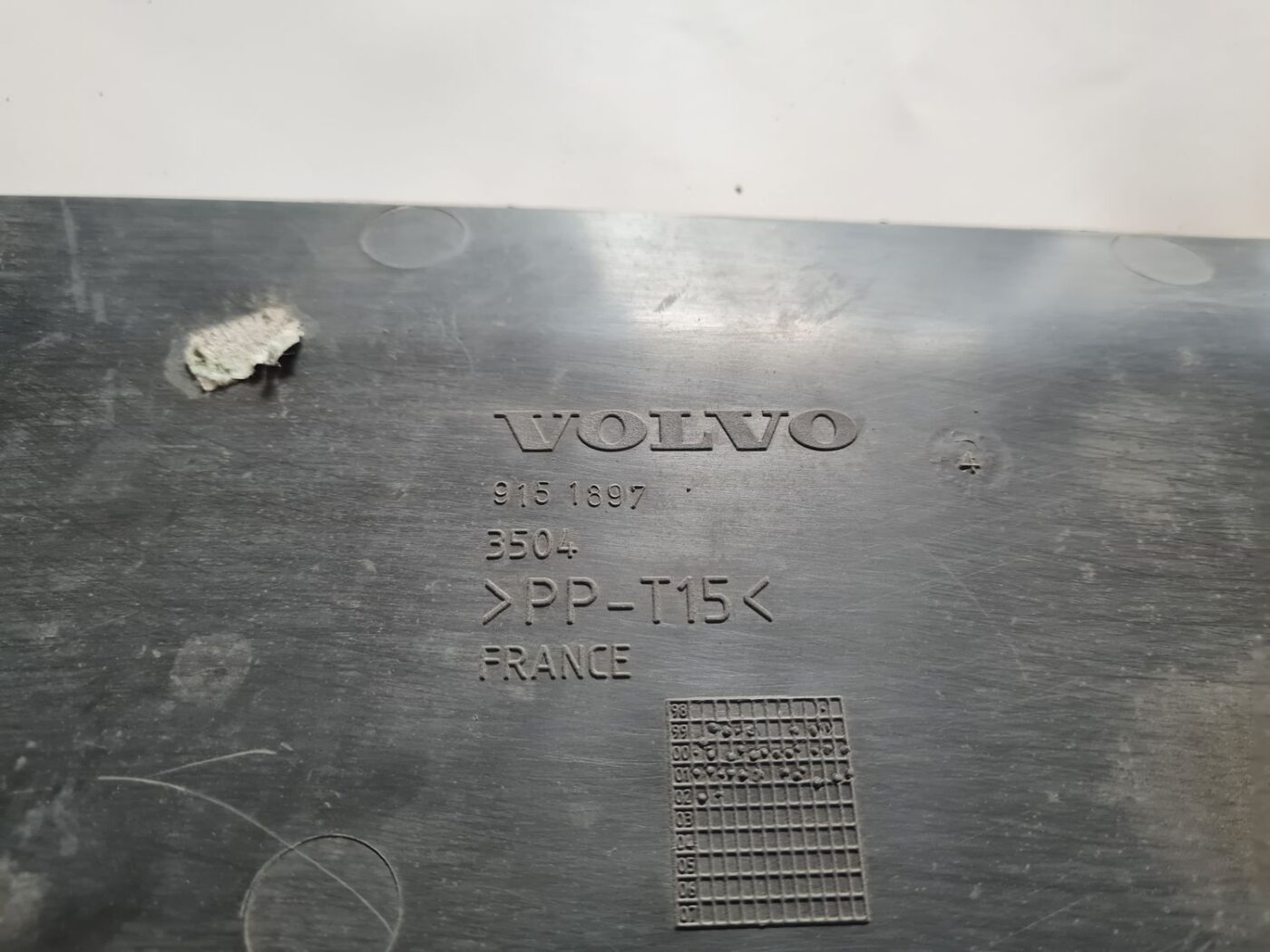 Ieplūdes gaisa deflektors/Difuzors priekš VOLVO V70 2002 ASHGOLD 2 Ieplūdes gaisa deflektors/Difuzors priekš VOLVO V70 2002 ASHGOLD