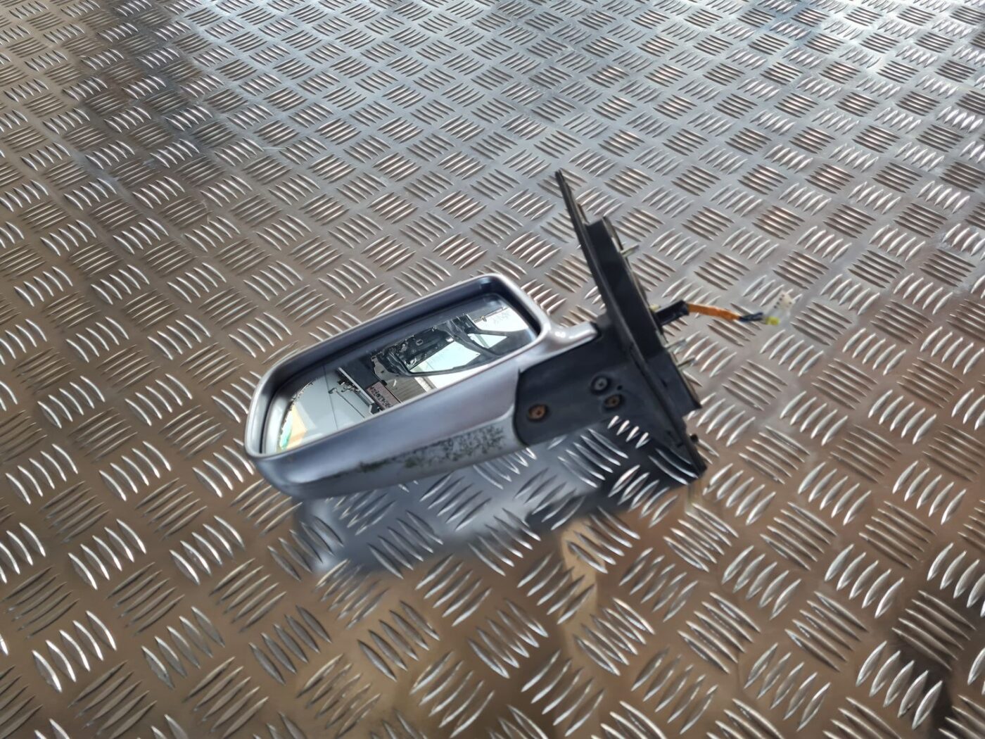 Ārējais spogulis, pa kreisi priekš MITSUBISHI LANCER 2006 3 Ārējais spogulis, pa kreisi priekš MITSUBISHI LANCER 2006