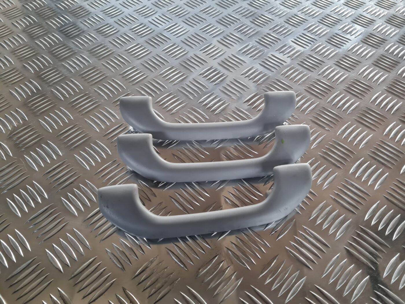 Salona rokturis griestos priekš MITSUBISHI LANCER 2006 1 Salona rokturis griestos priekš MITSUBISHI LANCER 2006