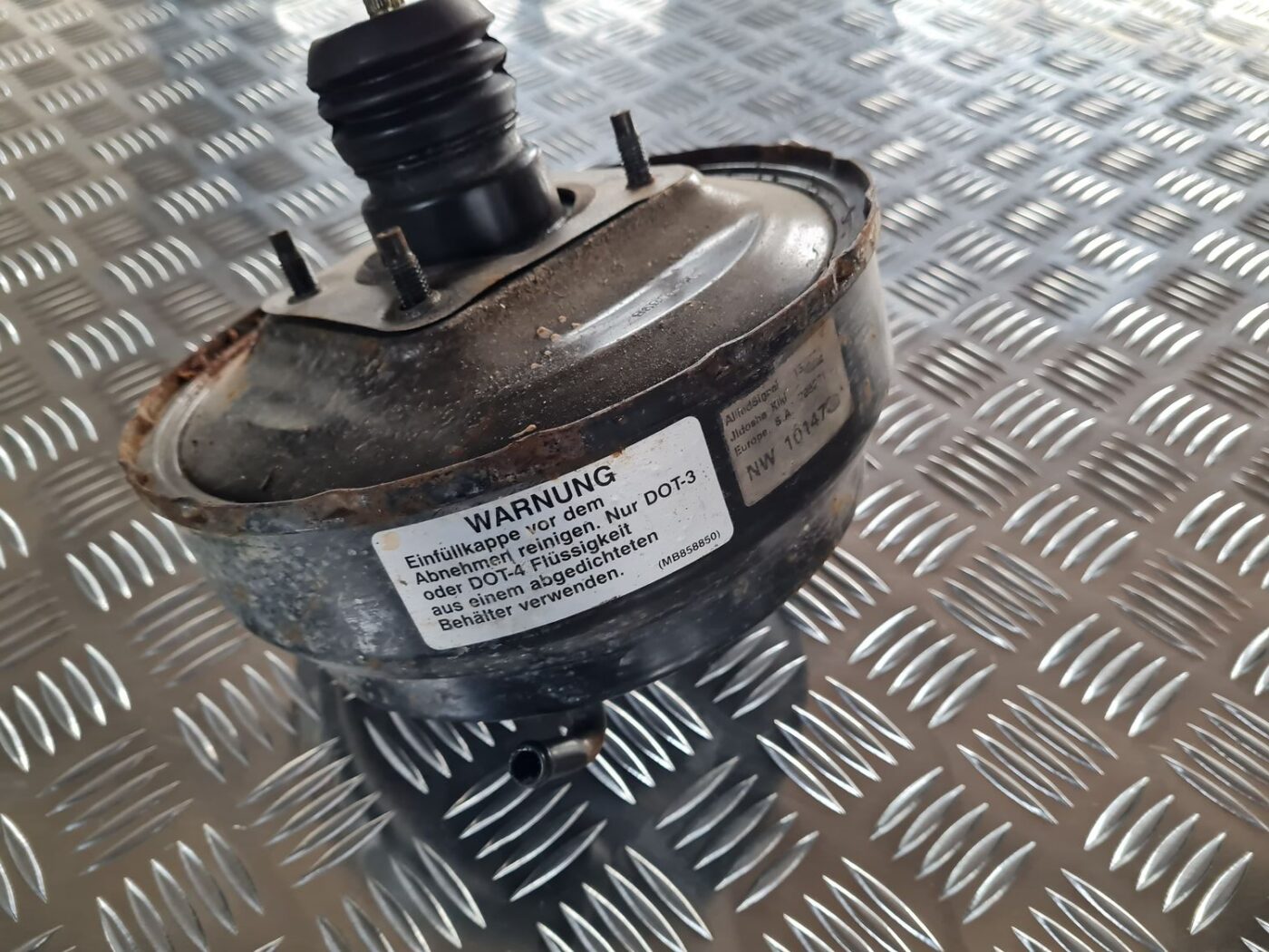 Vakuuma bremžu pastiprinātājs priekš MITSUBISHI LANCER 2006 2 Vakuuma bremžu pastiprinātājs priekš MITSUBISHI LANCER 2006