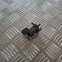 Solenoīda vakuuma vārsts priekš VOLVO V70 2003 SILVER