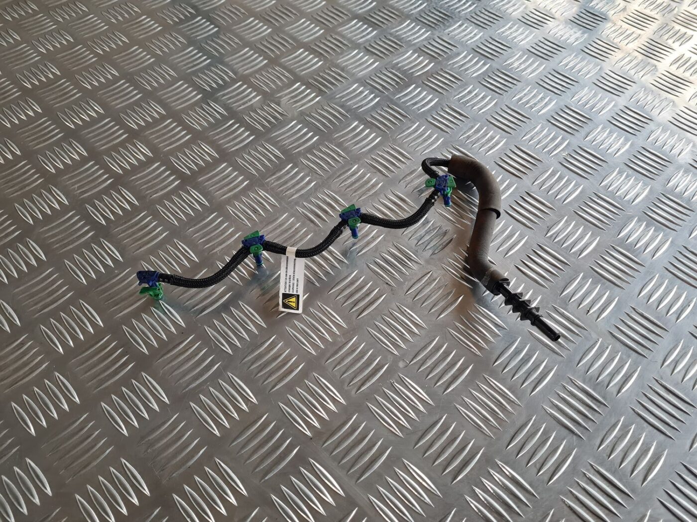 Degvielas atgriešanas caurule priekš CITROEN C4 2018 4 Degvielas atgriešanas caurule priekš CITROEN C4 2018