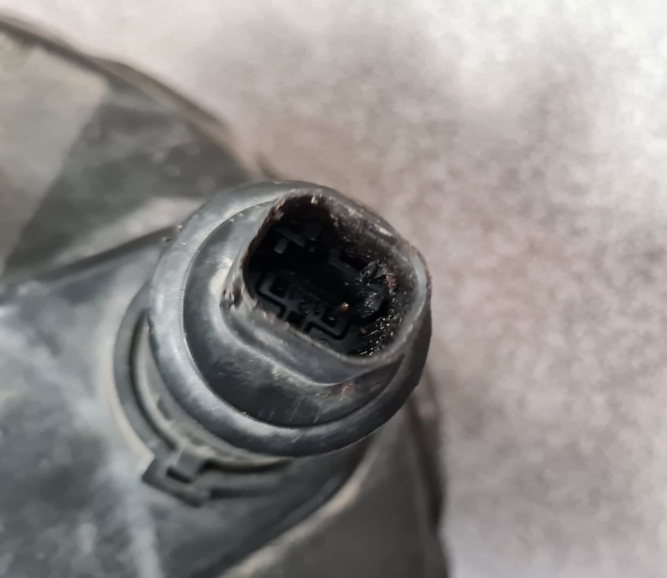 Vakuuma bremžu pastiprinātājs priekš VOLVO V70 2003 SILVER 5 Vakuuma bremžu pastiprinātājs priekš VOLVO V70 2003 SILVER