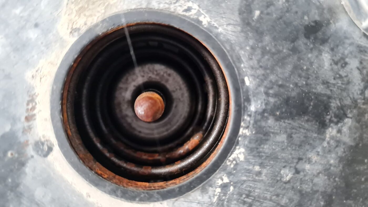 Vakuuma bremžu pastiprinātājs priekš VOLVO V70 2003 SILVER 4 Vakuuma bremžu pastiprinātājs priekš VOLVO V70 2003 SILVER