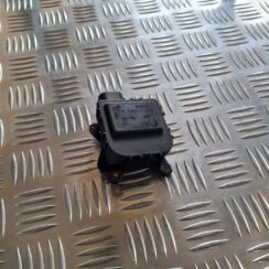 Apsildes sistēmas aktuators priekš VW PASSAT 2004 UNIVERSAL GREY