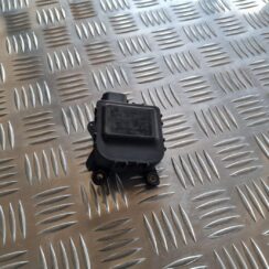 Apsildes sistēmas aktuators priekš VW PASSAT 2004 UNIVERSAL GREY