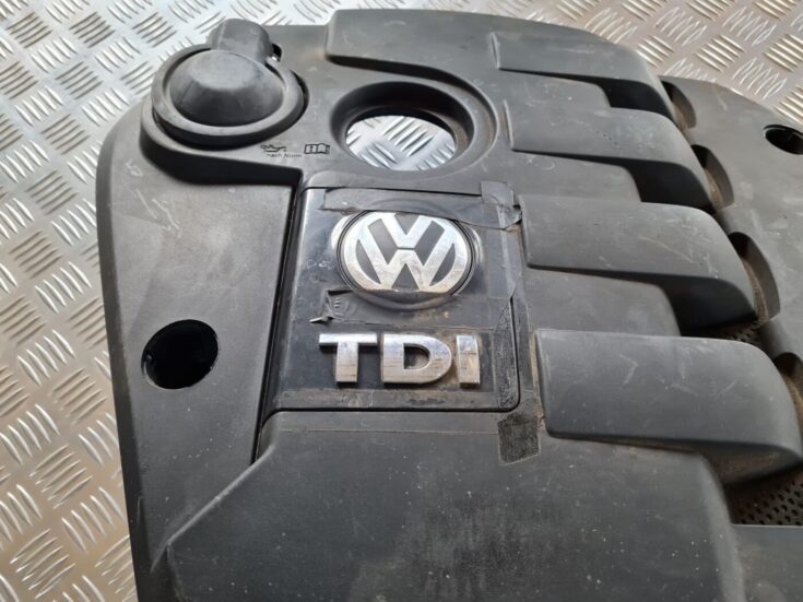 Dzinēja dekoratīvais vāks priekš VW PASSAT 2004 UNIVERSAL GREY