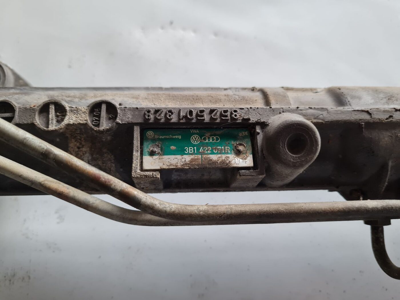 Stūres mehānisms priekš VW PASSAT 2004 UNIVERSAL GREY 3 Stūres mehānisms priekš VW PASSAT 2004 UNIVERSAL GREY