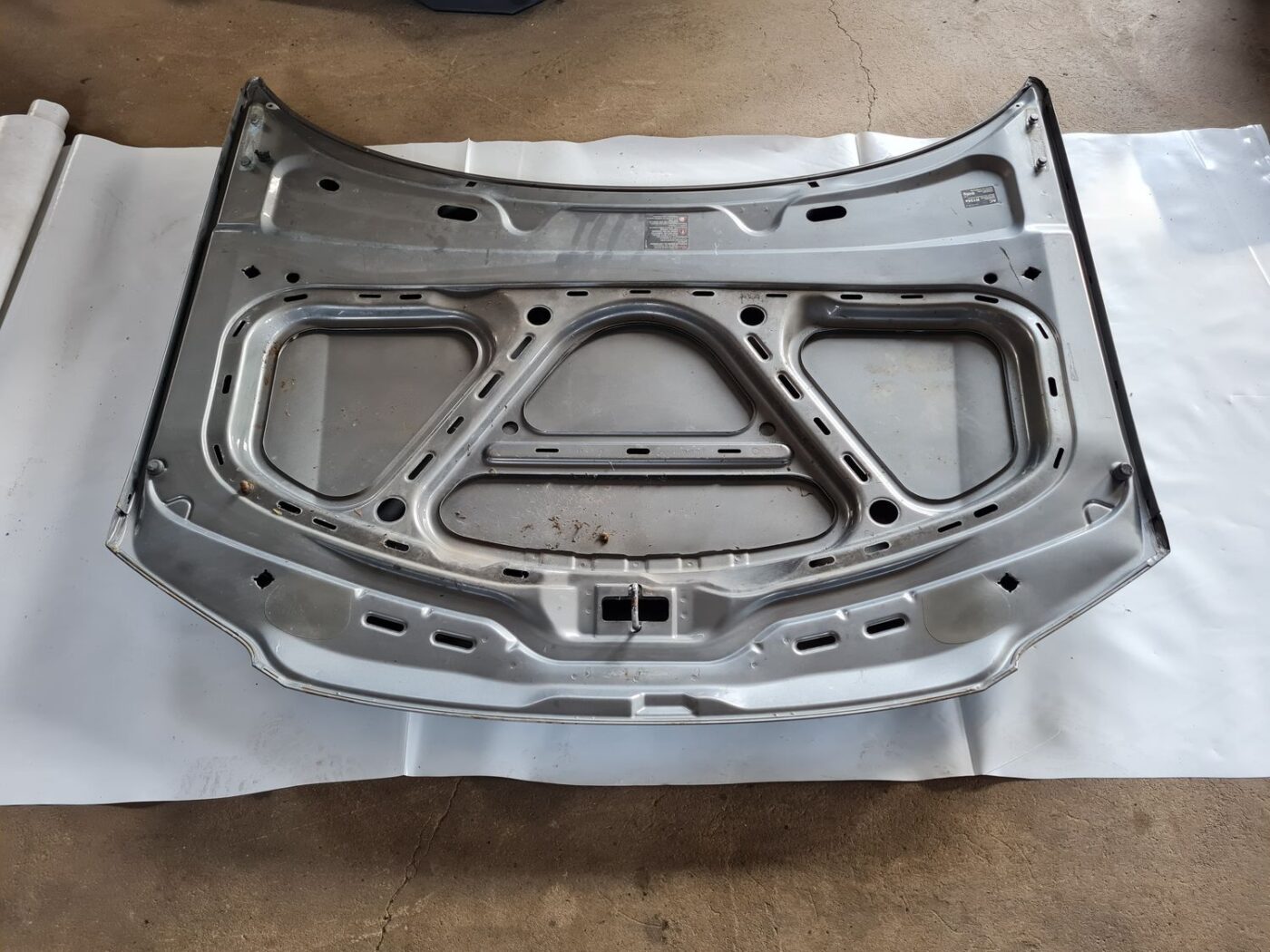 Pārsegs priekš VW PASSAT 2004 UNIVERSAL GREY 3 Pārsegs priekš VW PASSAT 2004 UNIVERSAL GREY