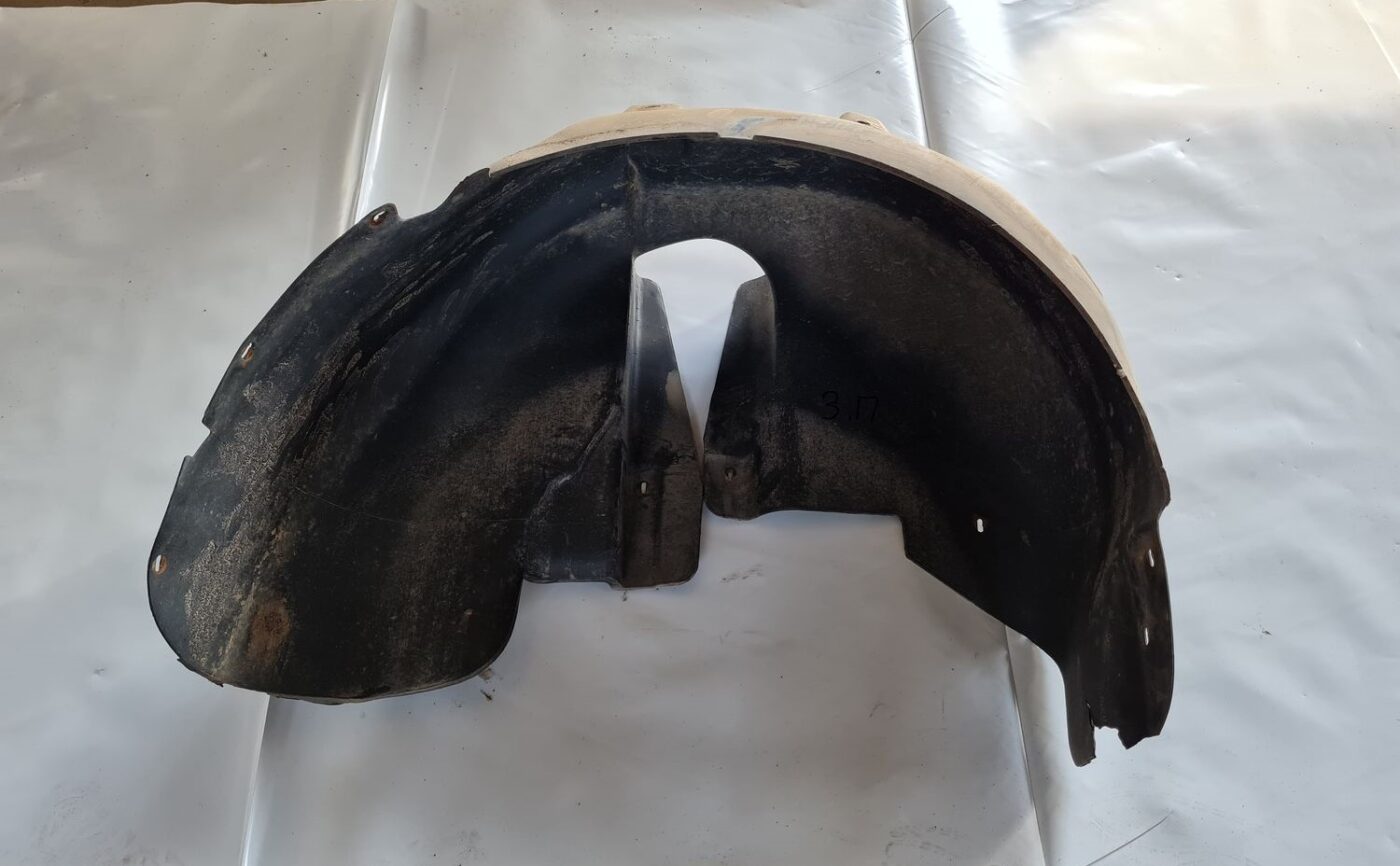 Aizmugurējais labais paspārns priekš VW PASSAT 2004 UNIVERSAL GREY 1 Aizmugurējais labais paspārns priekš VW PASSAT 2004 UNIVERSAL GREY