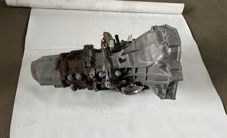 Mehāniska pārnesumkārba priekš VW PASSAT 2004 UNIVERSAL GREY