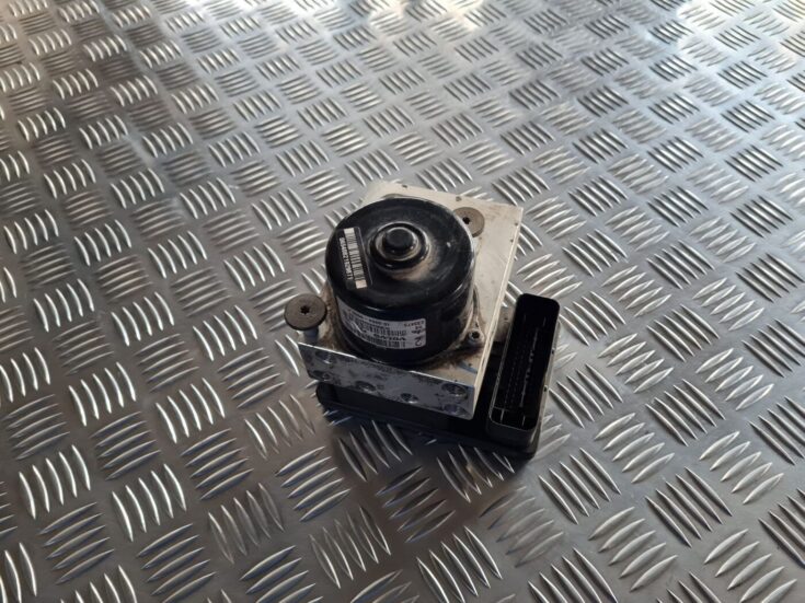 ABS bloks priekš VOLVO S60 2008