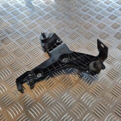 Gaisa filtra korpusa kronšteins priekš VOLVO S60 2008