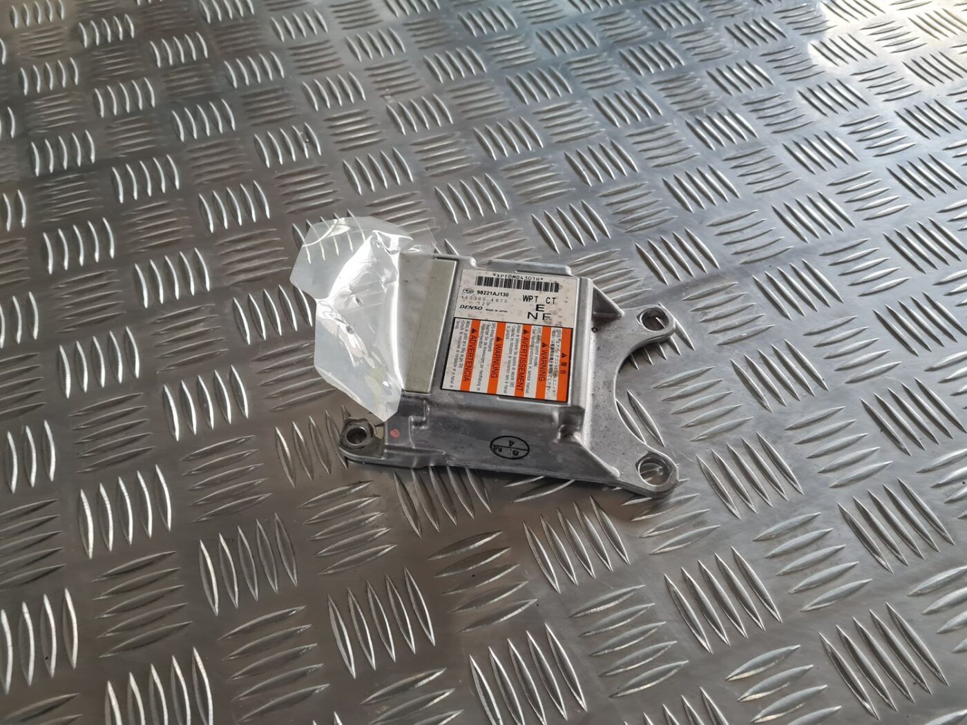 Drošības spilvena vadības bloks priekš SUBARU LEGACY 2010 1 Drošības spilvena vadības bloks priekš SUBARU LEGACY 2010