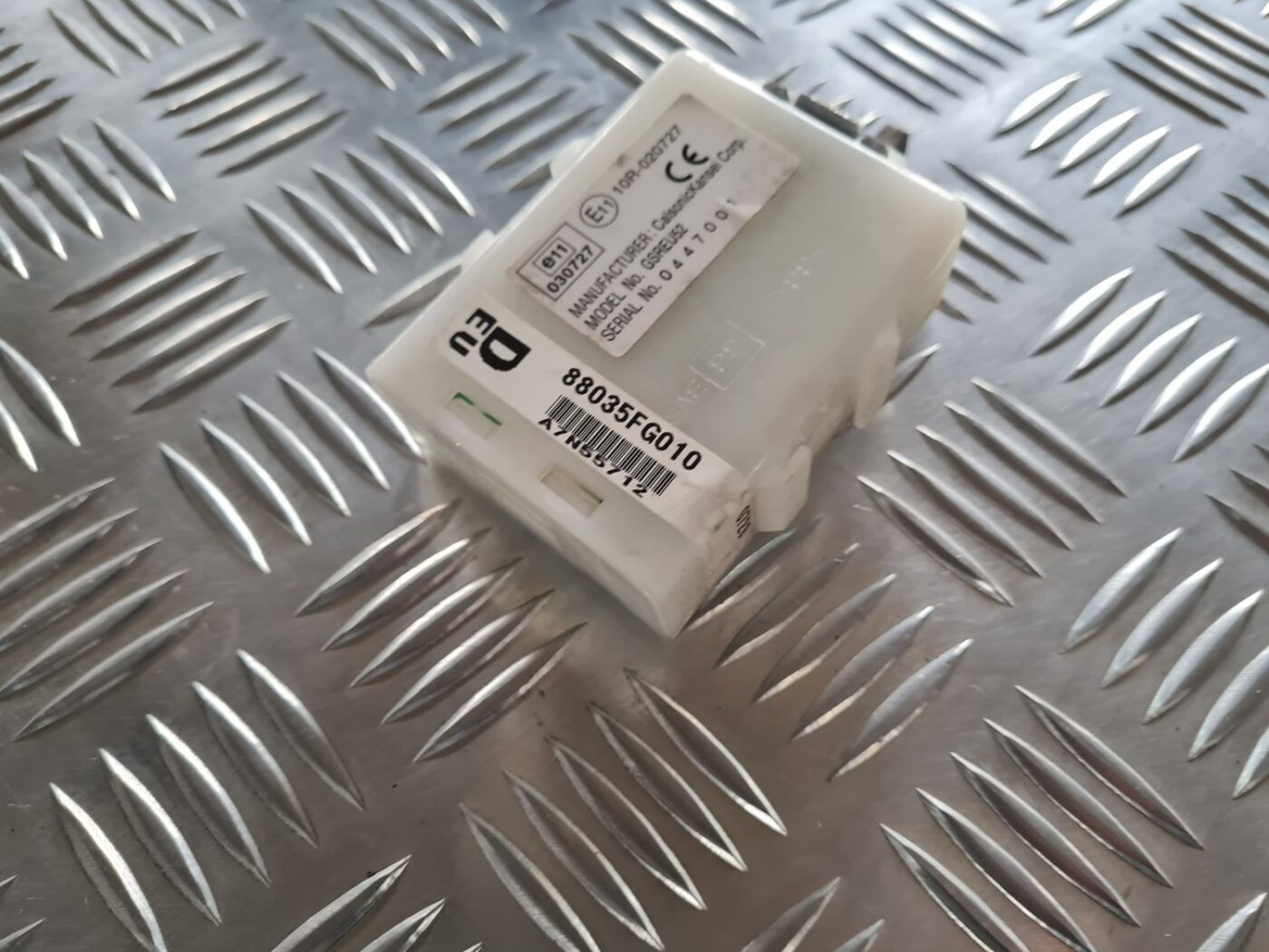 Centrālas atslēgas vadības bloks priekš SUBARU LEGACY 2010 2 Centrālas atslēgas vadības bloks priekš SUBARU LEGACY 2010