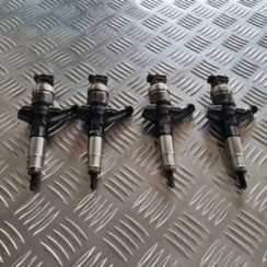 Degvielas smidzinātājs priekš SUBARU LEGACY 2010